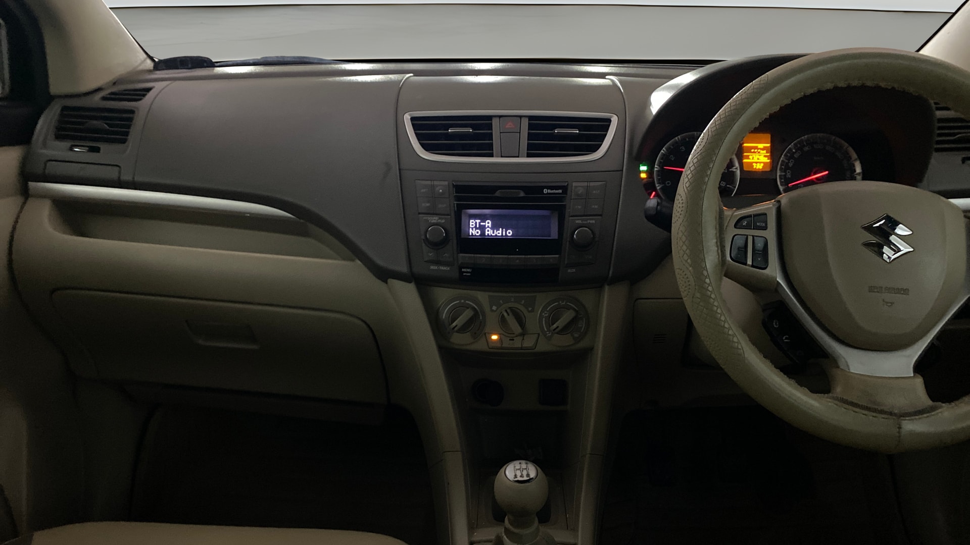 View 2018 Maruti Suzuki 1000 Base Variant Image 18 Used 2018 Maruti Suzuki 1000 Base Variant Image 18