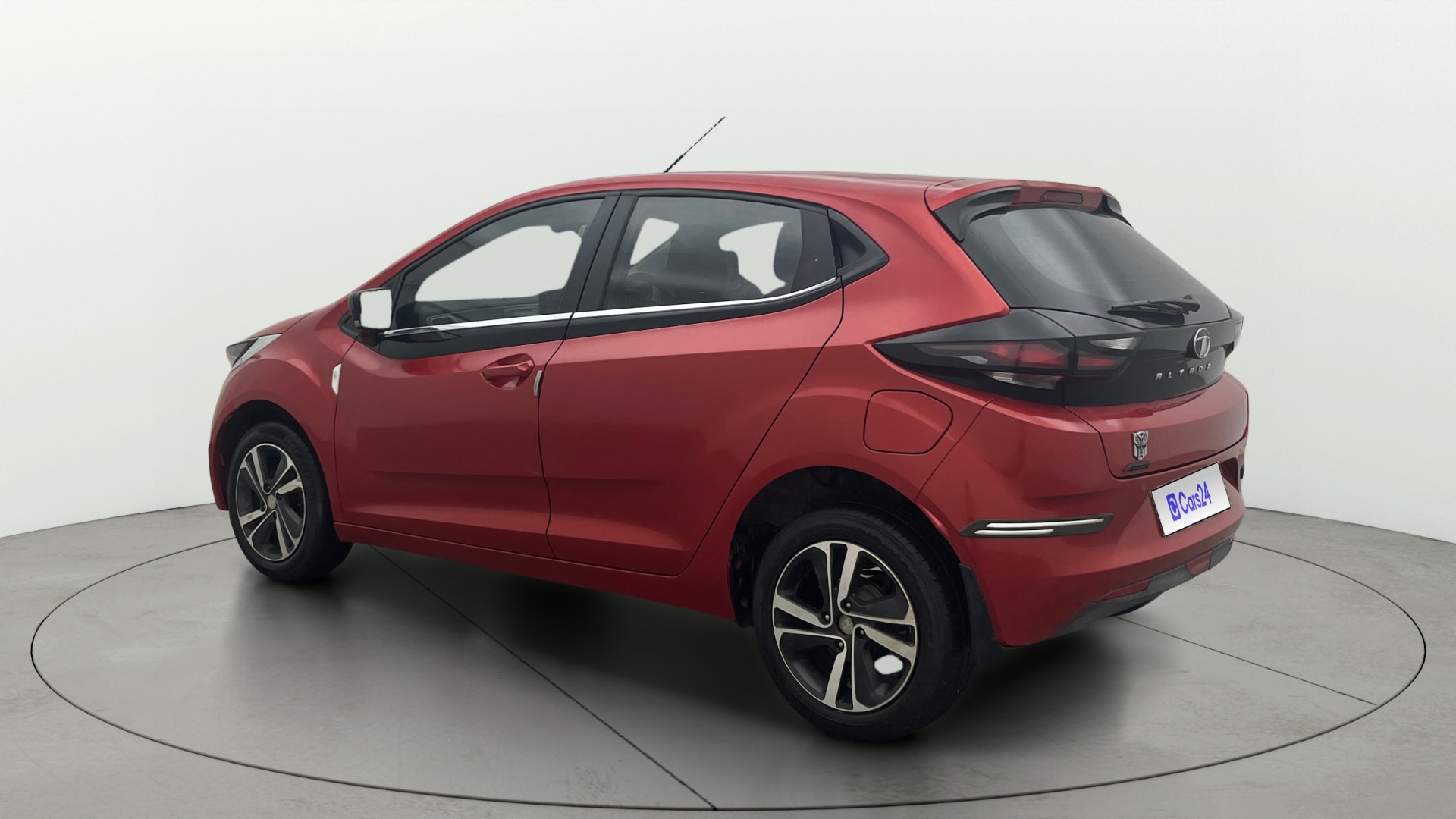 View 2020 Tata Altroz XZ Petrol Image 2 Used 2020 Tata Altroz XZ Petrol Image 2