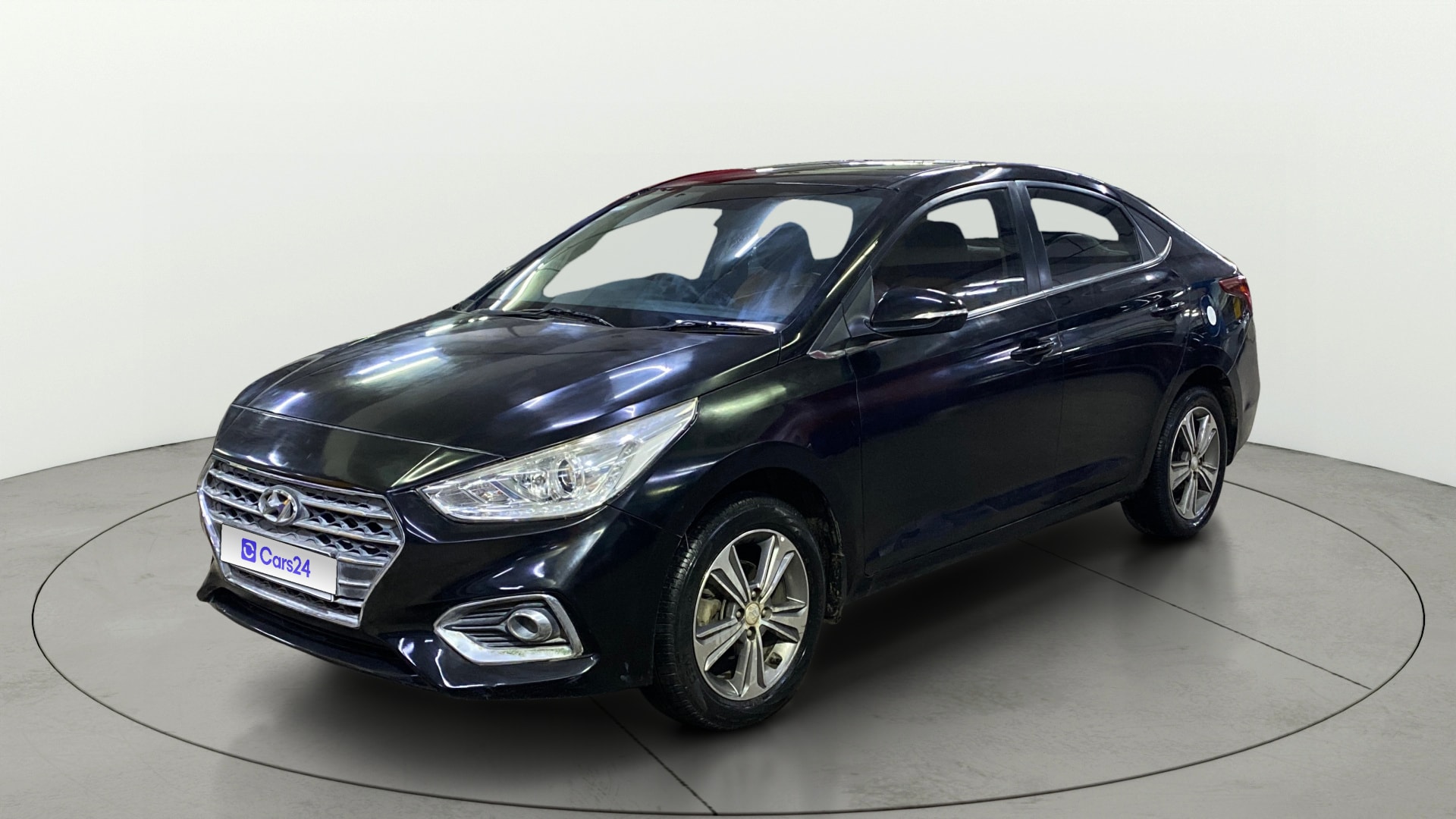 View 2018 Hyundai Verna 1.6 VTVT SX Image 22 Used 2018 Hyundai Verna 1.6 VTVT SX Image 22