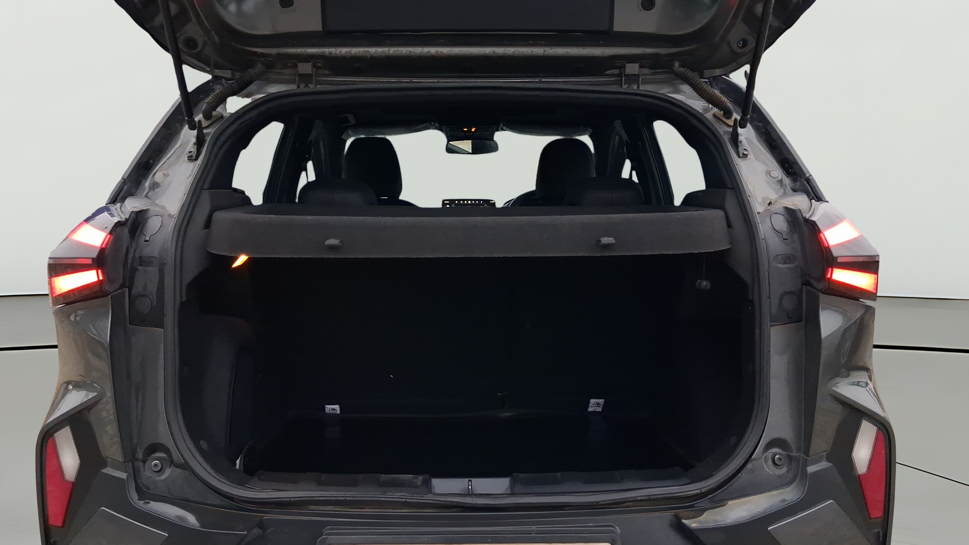 View 2024 Tata Nexon Revotron XE Image 43 Used 2024 Tata Nexon Revotron XE Image 43