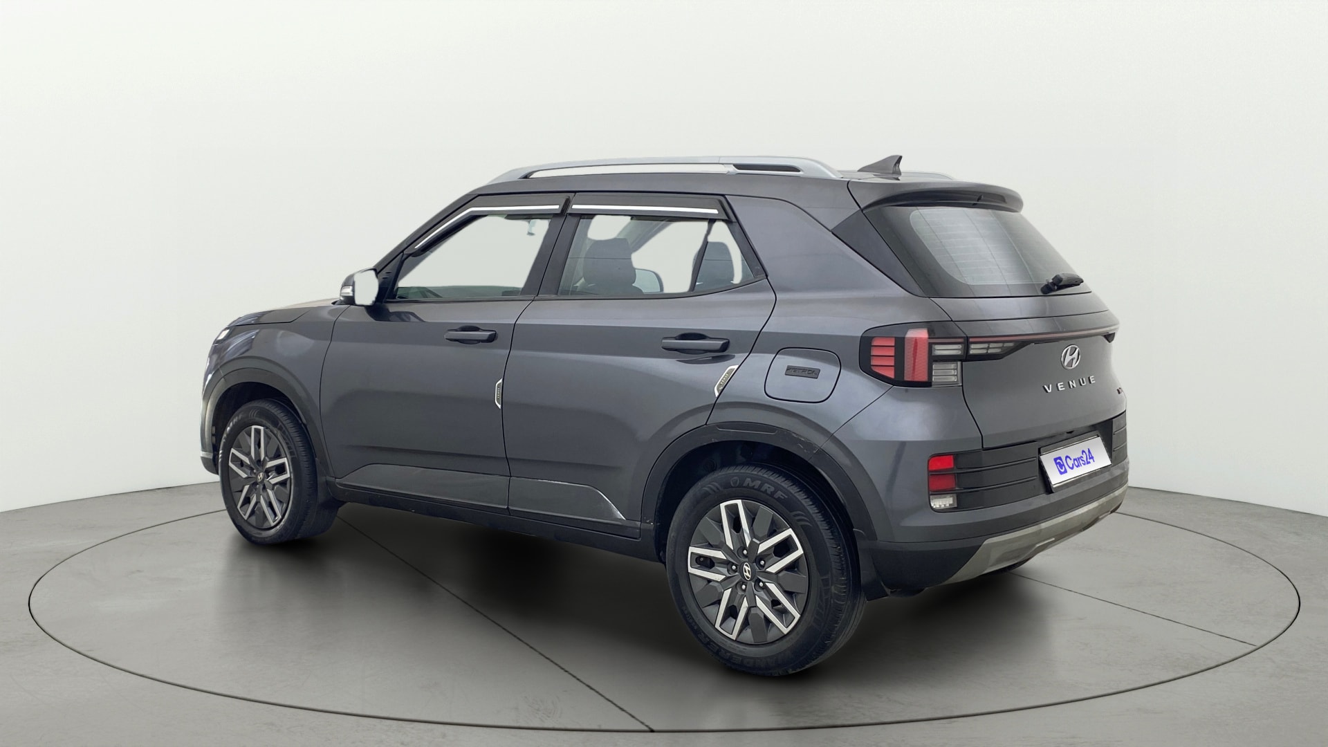 View 2023 Hyundai Venue S (O) 1.0 Turbo Petrol MT Image 2 Used 2023 Hyundai Venue S (O) 1.0 Turbo Petrol MT Image 2