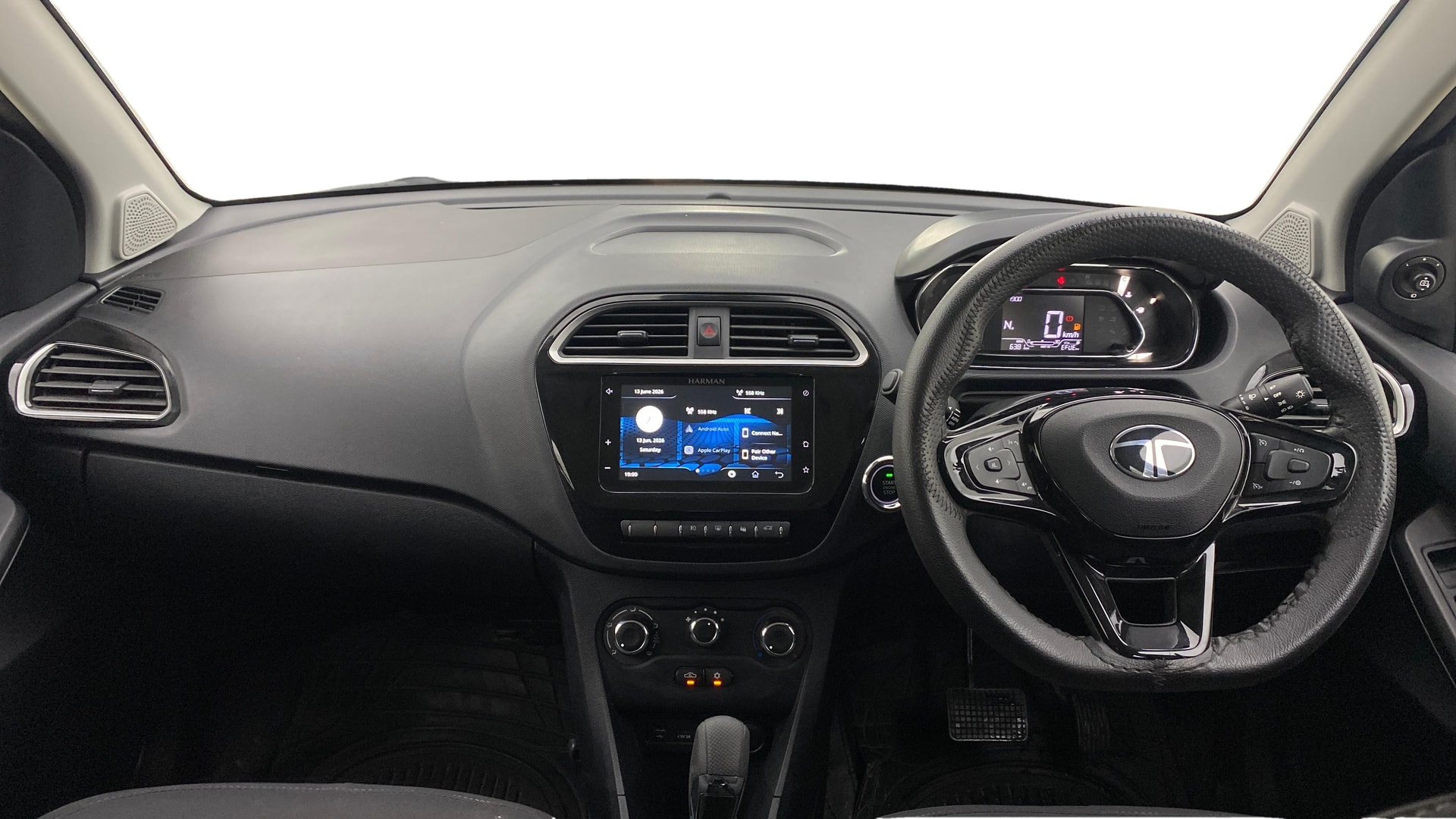 View 2024 Tata Tiago NRG XZ Revotron AMT Image 31 Used 2024 Tata Tiago NRG XZ Revotron AMT Image 31