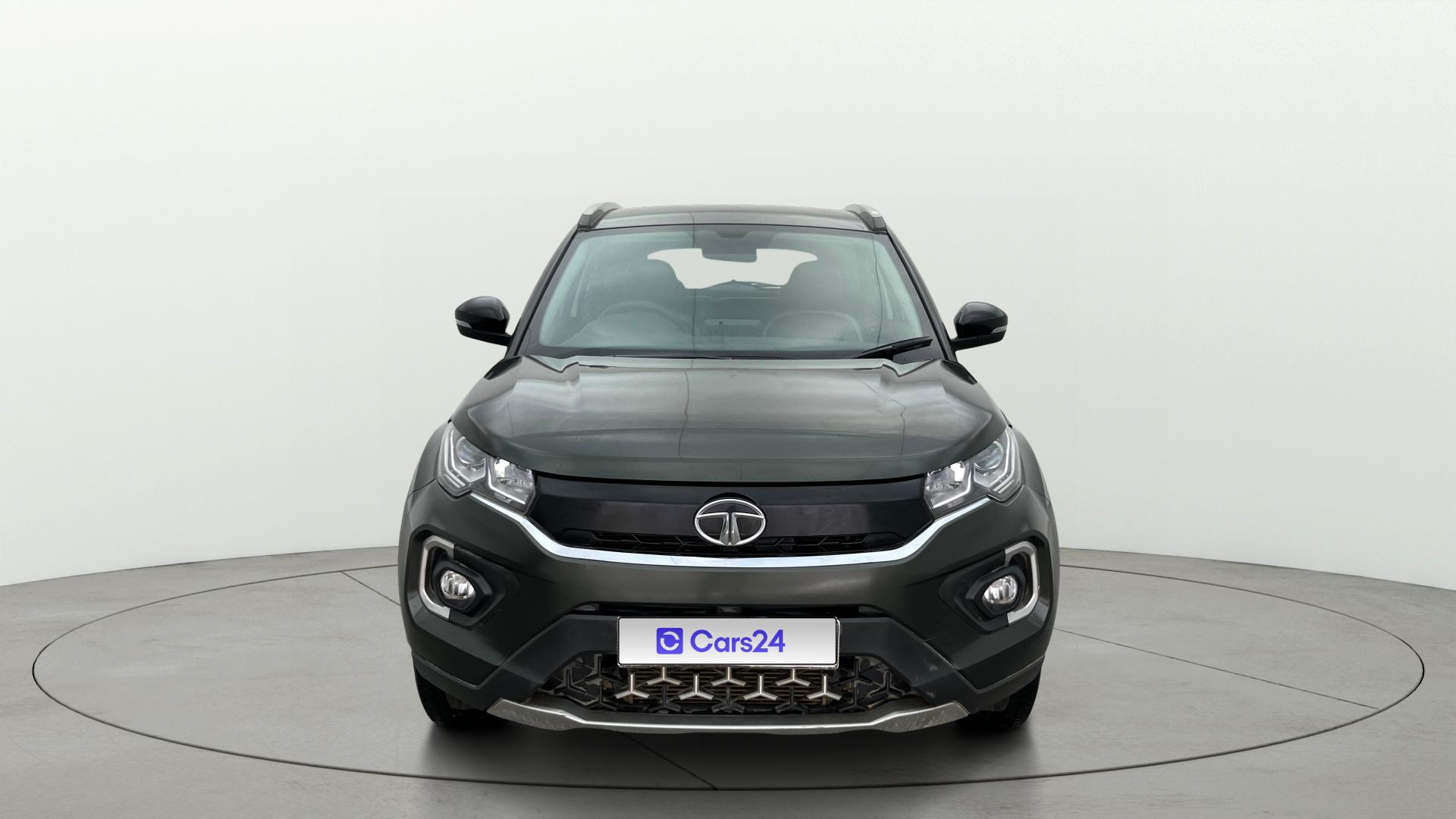 2020 टाटा नेक्सन Revotron XE 2020 टाटा नेक्सन Revotron XE