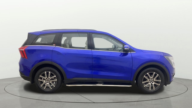 View Mahindra XUV700 Image 29 Used Mahindra XUV700 Image 29