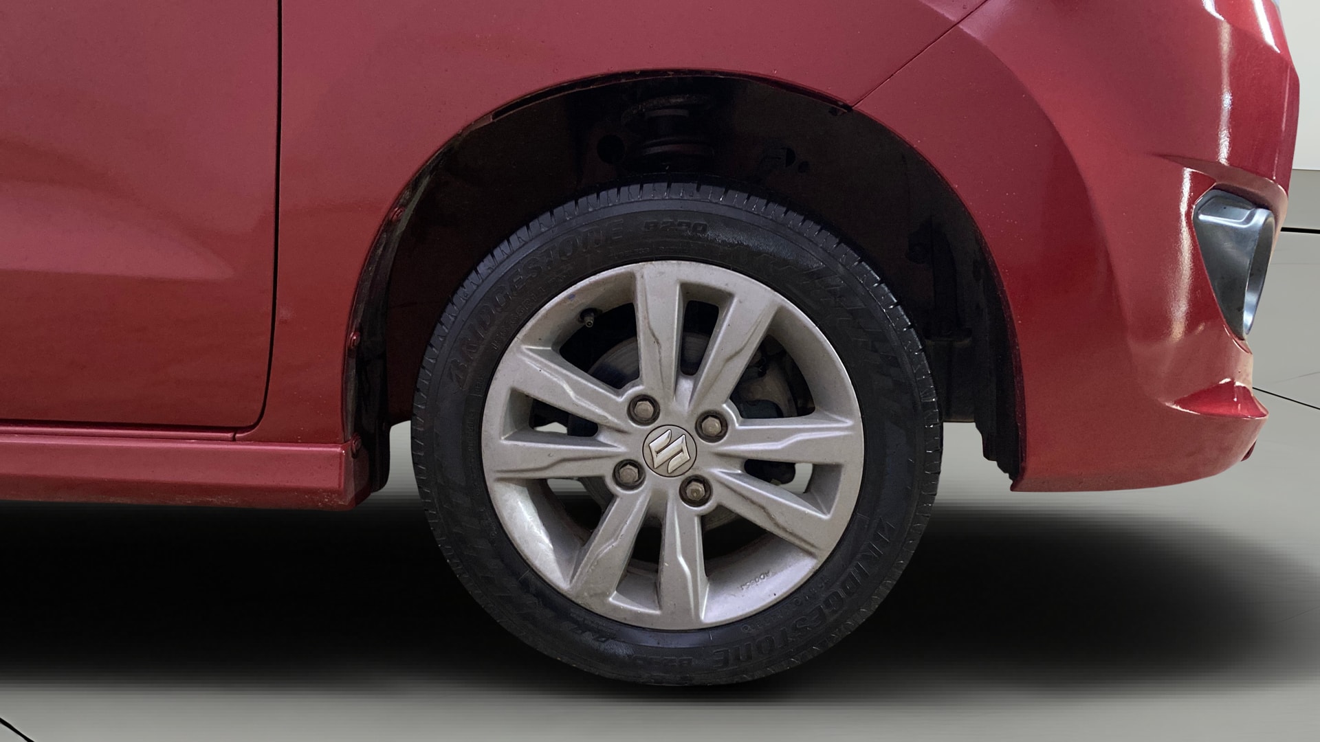 View 2015 Maruti Suzuki Stingray LXI Image 39 Used 2015 Maruti Suzuki Stingray LXI Image 39
