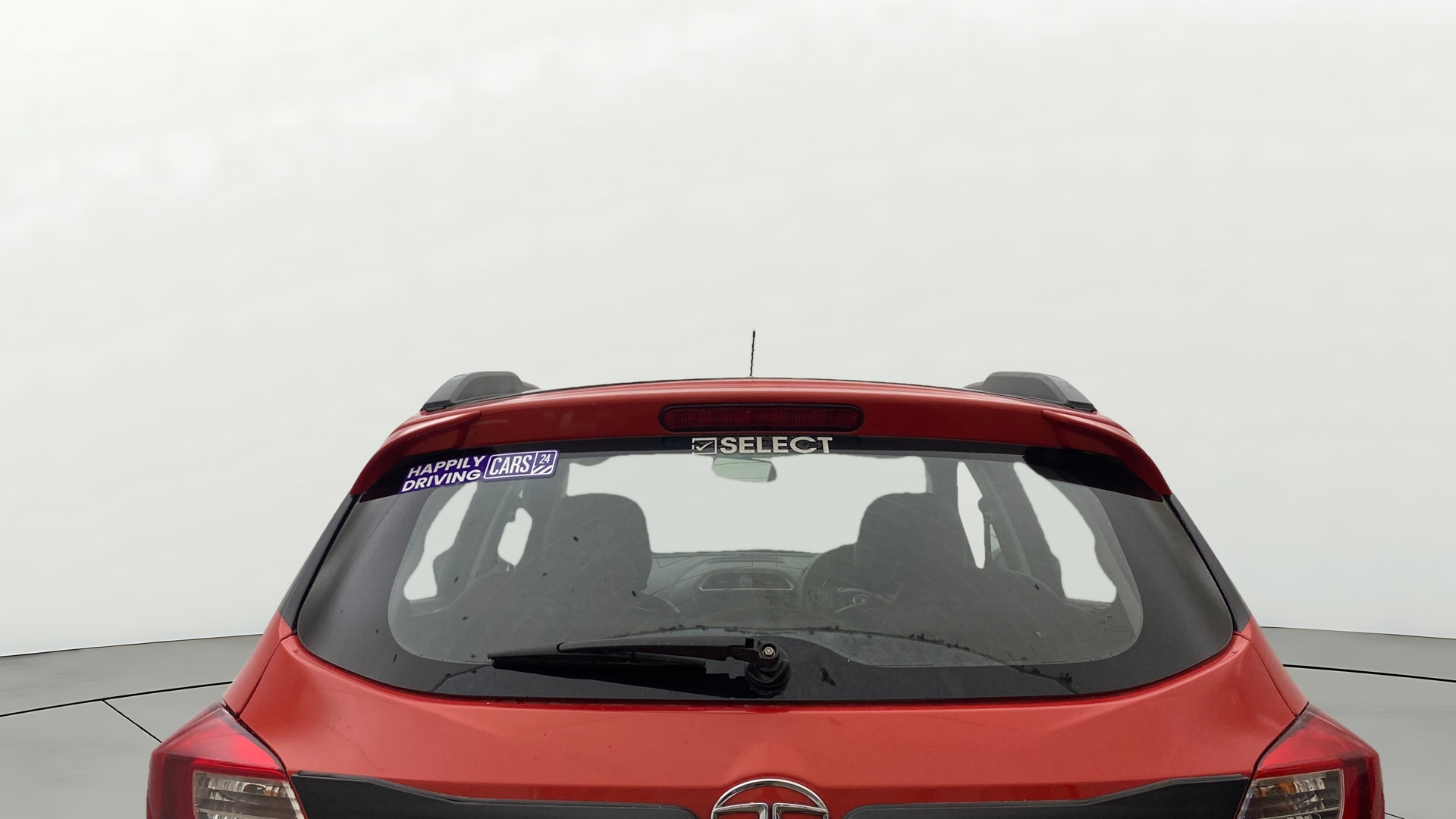 View 2022 Tata Tiago NRG XZ Revotron AMT Image 4 Used 2022 Tata Tiago NRG XZ Revotron AMT Image 4