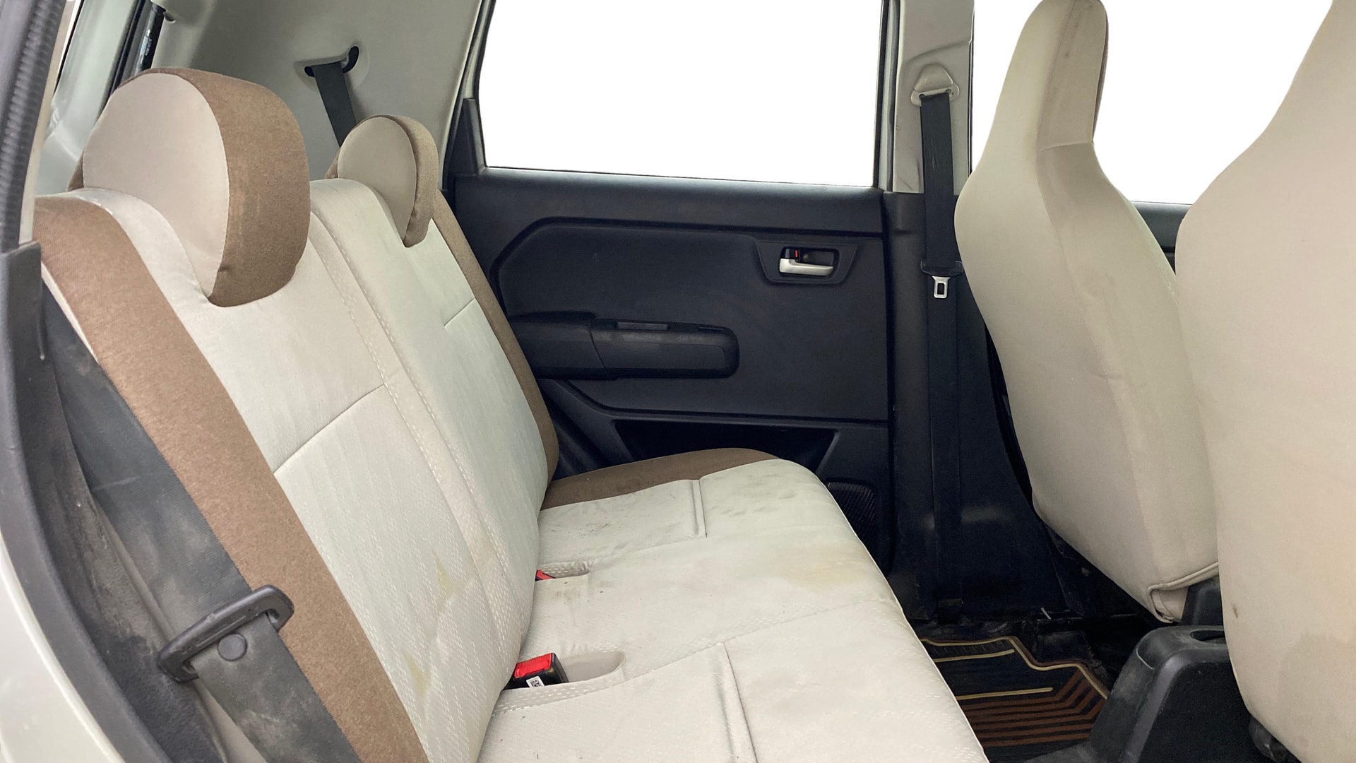 View 2019 Maruti Suzuki 1000 Base Variant Image 28 Used 2019 Maruti Suzuki 1000 Base Variant Image 28