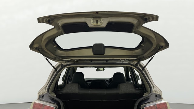 View Mahindra KUV100 Image 16 Used Mahindra KUV100 Image 16