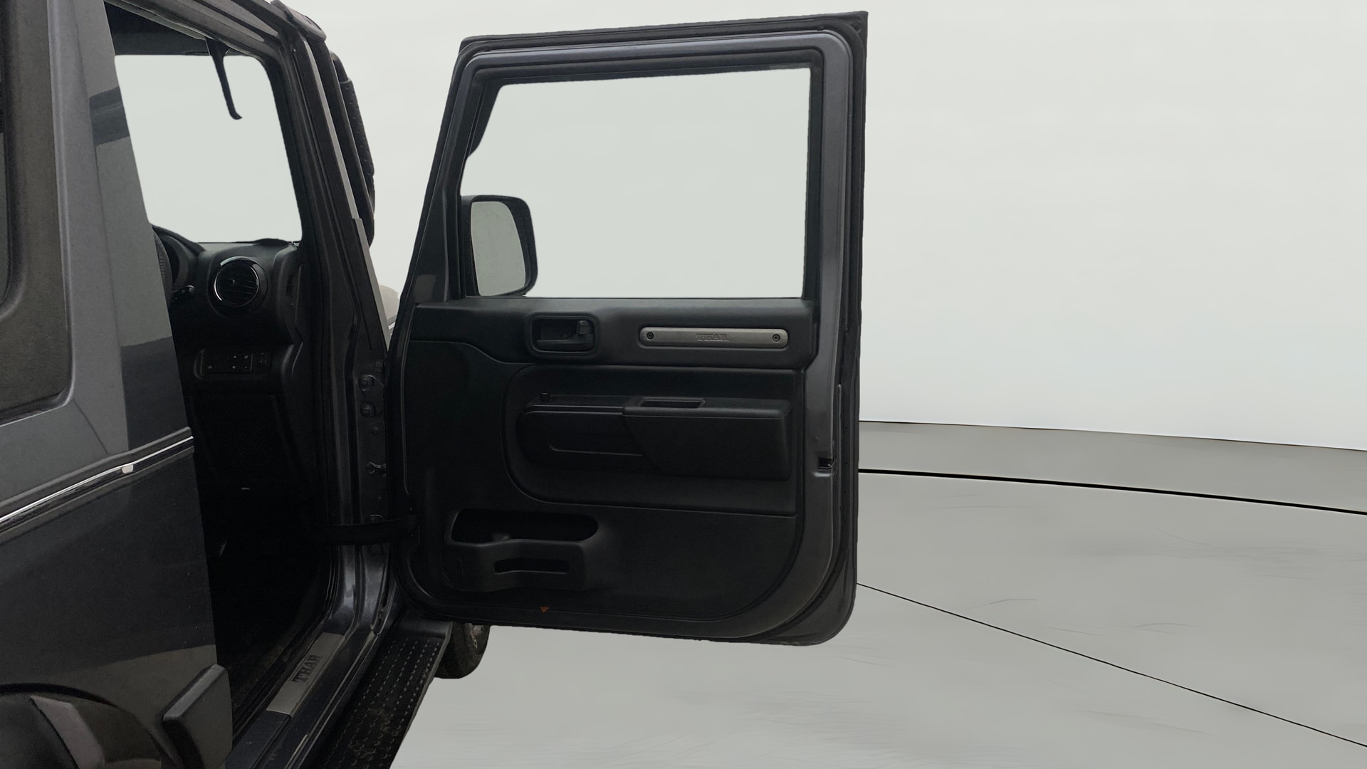 View 2023 Mahindra Thar AX Standard Manual Soft Top 6 Seater Image 44 Used 2023 Mahindra Thar AX Standard Manual Soft Top 6 Seater Image 44