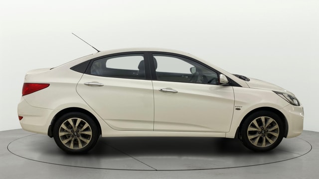 View Hyundai Fluidic Verna Image 8 Used Hyundai Fluidic Verna Image 8