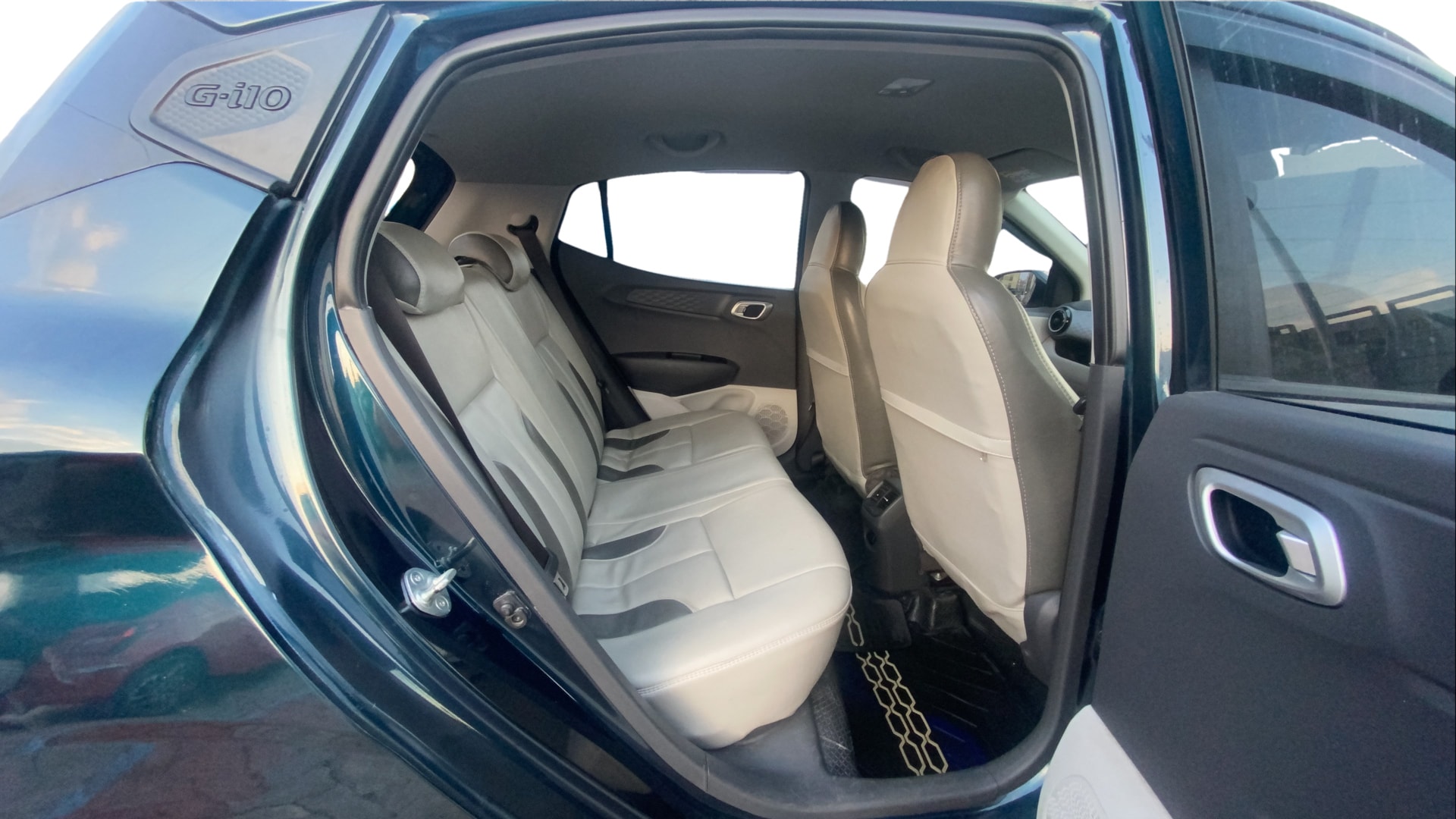 View 2023 Hyundai Grand i10 Nios Sportz Petrol AMT Image 30 Used 2023 Hyundai Grand i10 Nios Sportz Petrol AMT Image 30
