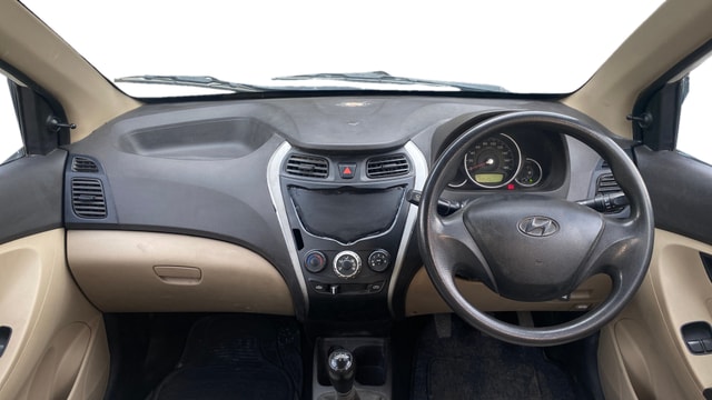 View Hyundai EON Image 15 Used Hyundai EON Image 15