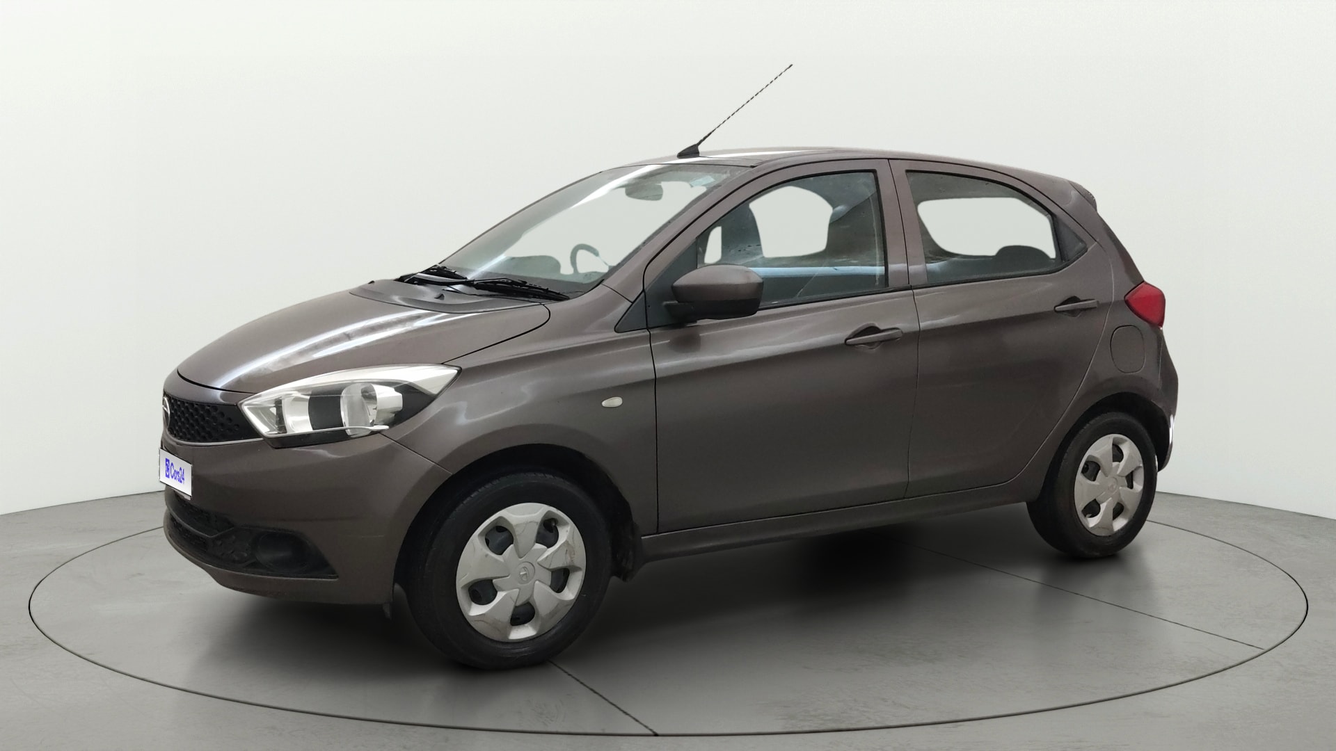 View 2018 Tata Tiago Revotorq XB Image 34 Used 2018 Tata Tiago Revotorq XB Image 34