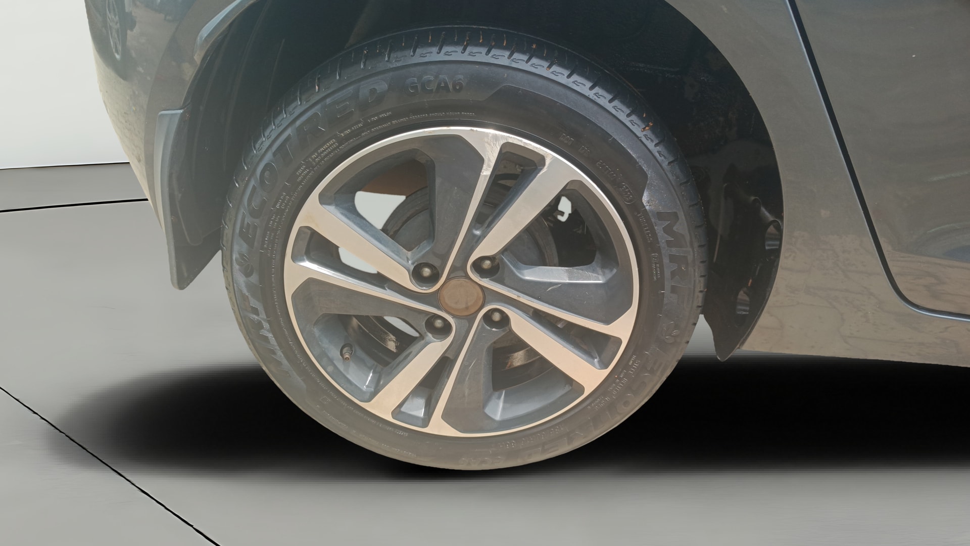 View 2023 Tata Altroz XZ Petrol Image 24 Used 2023 Tata Altroz XZ Petrol Image 24