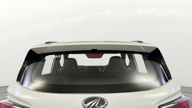 View Mahindra KUV100 Image 4 Used Mahindra KUV100 Image 4