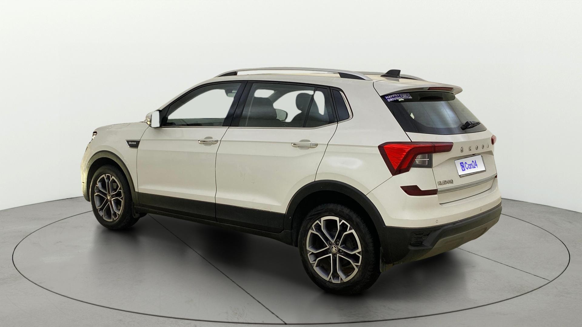 View 2021 Skoda Kushaq Style 1.0 TSI AT Image 2 Used 2021 Skoda Kushaq Style 1.0 TSI AT Image 2
