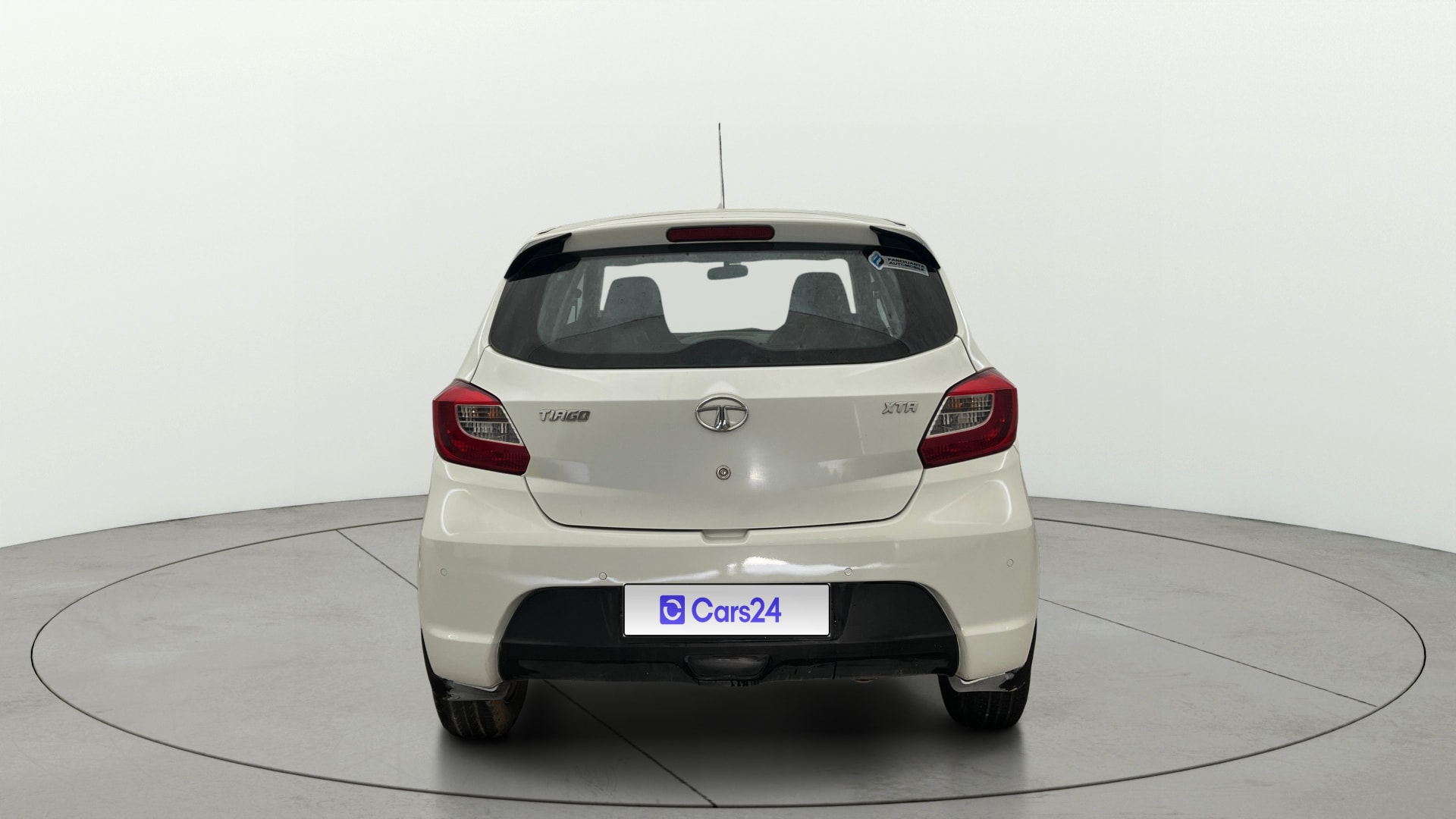 View 2018 Tata Tiago Revotorq XB Image 38 Used 2018 Tata Tiago Revotorq XB Image 38