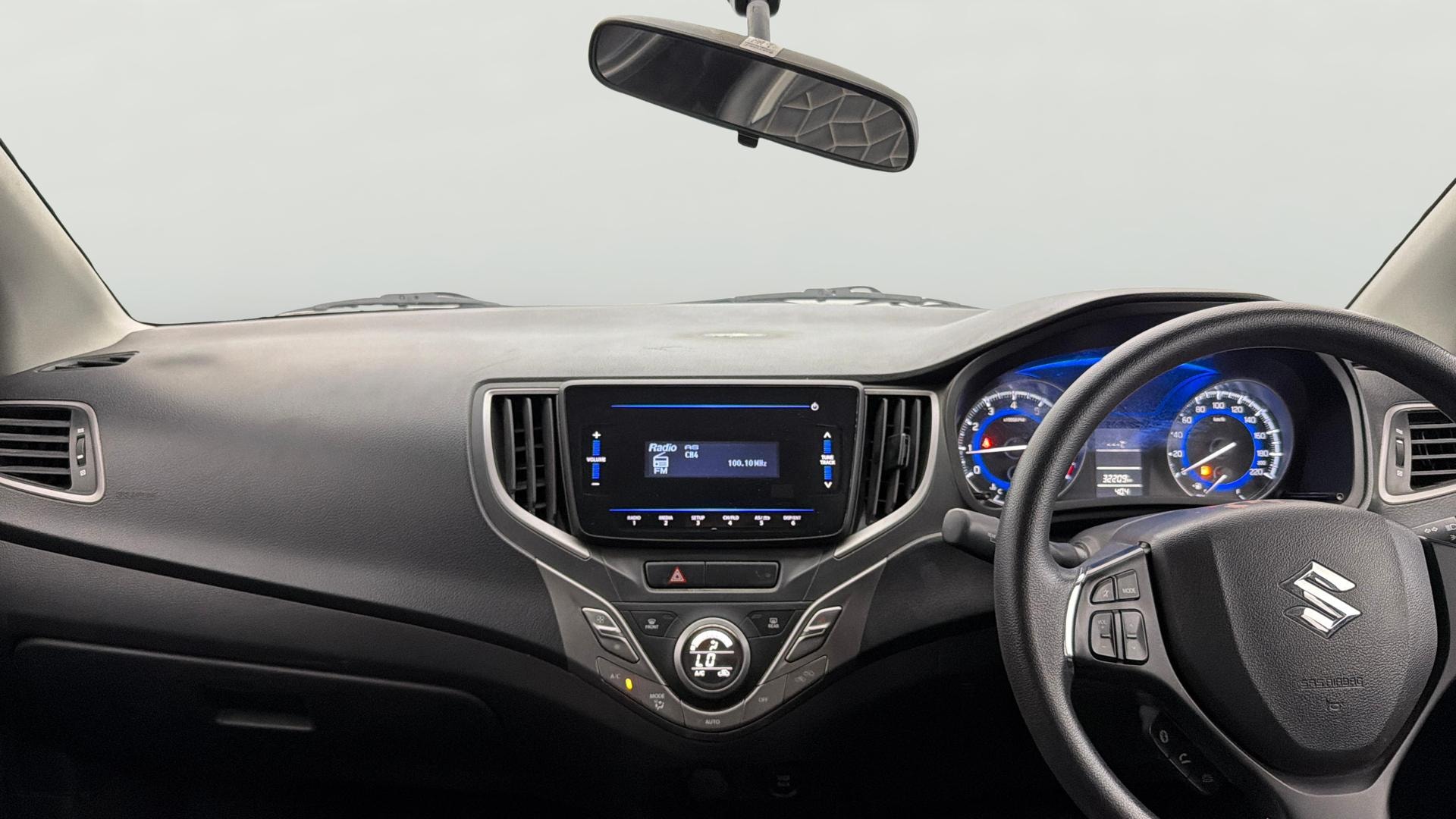 View 2019 Maruti Suzuki 1000 Base Variant Image 17 Used 2019 Maruti Suzuki 1000 Base Variant Image 17