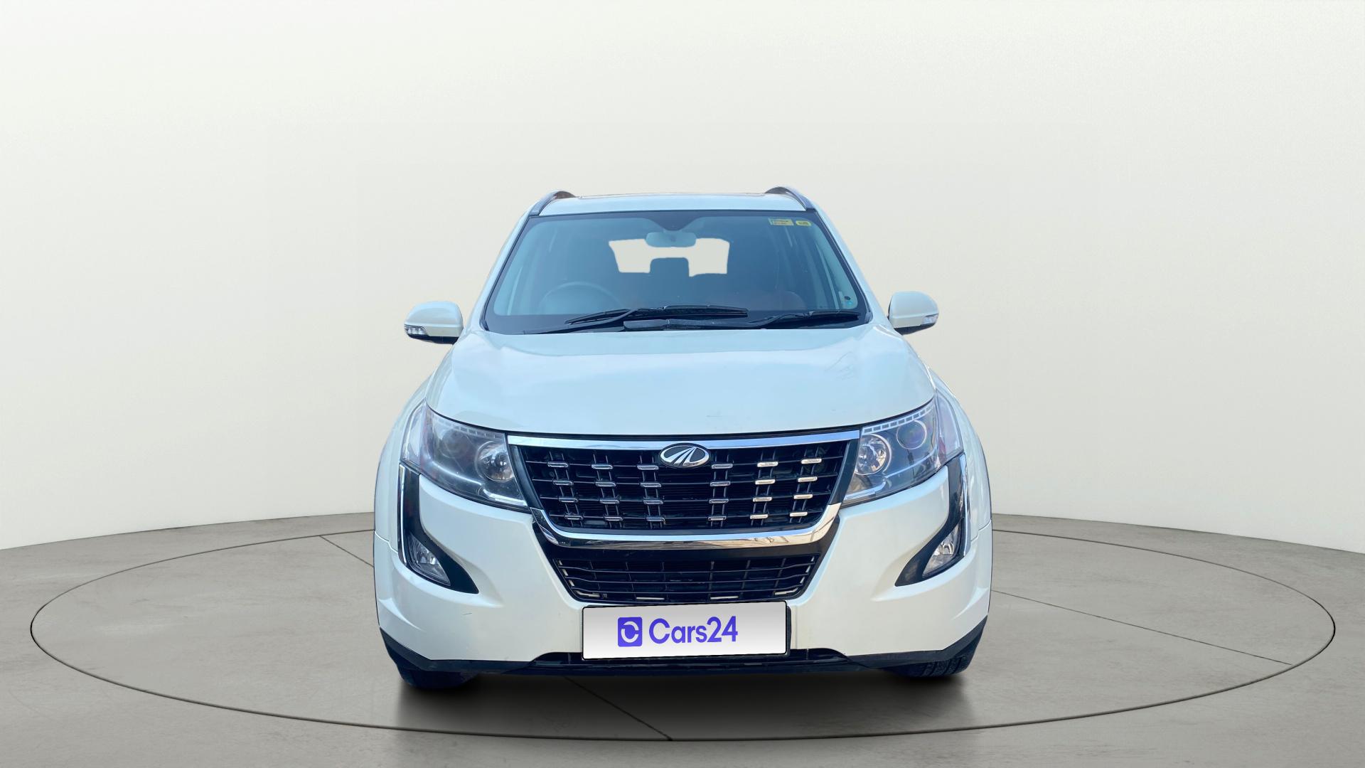 2021 महिंद्रा एक्सयूवी500 W11 2021 महिंद्रा एक्सयूवी500 W11