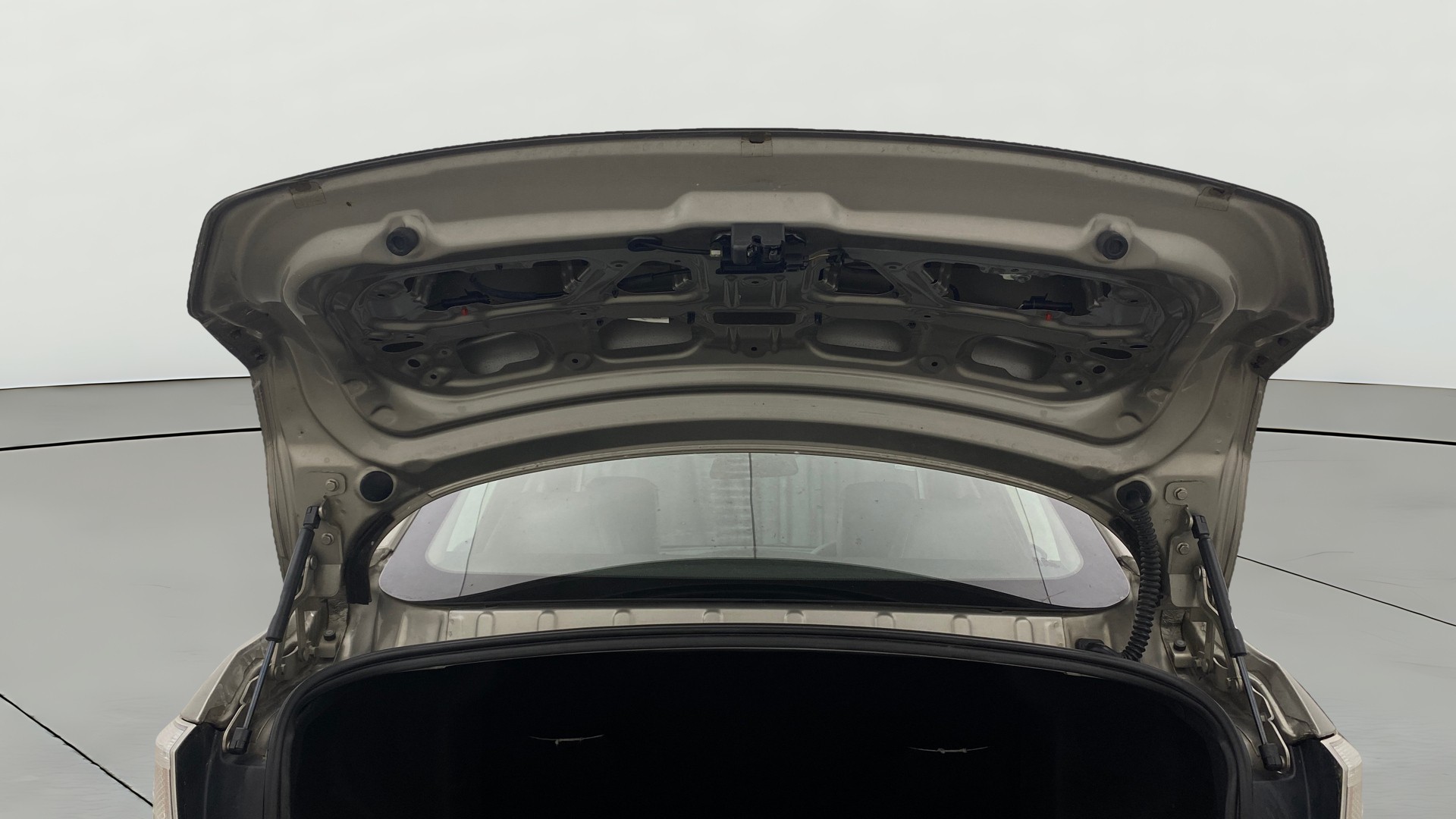View 2020 Tata Tigor XE Diesel Image 16 Used 2020 Tata Tigor XE Diesel Image 16