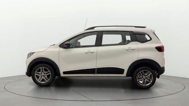 View Renault Triber Image 27 Used Renault Triber Image 27