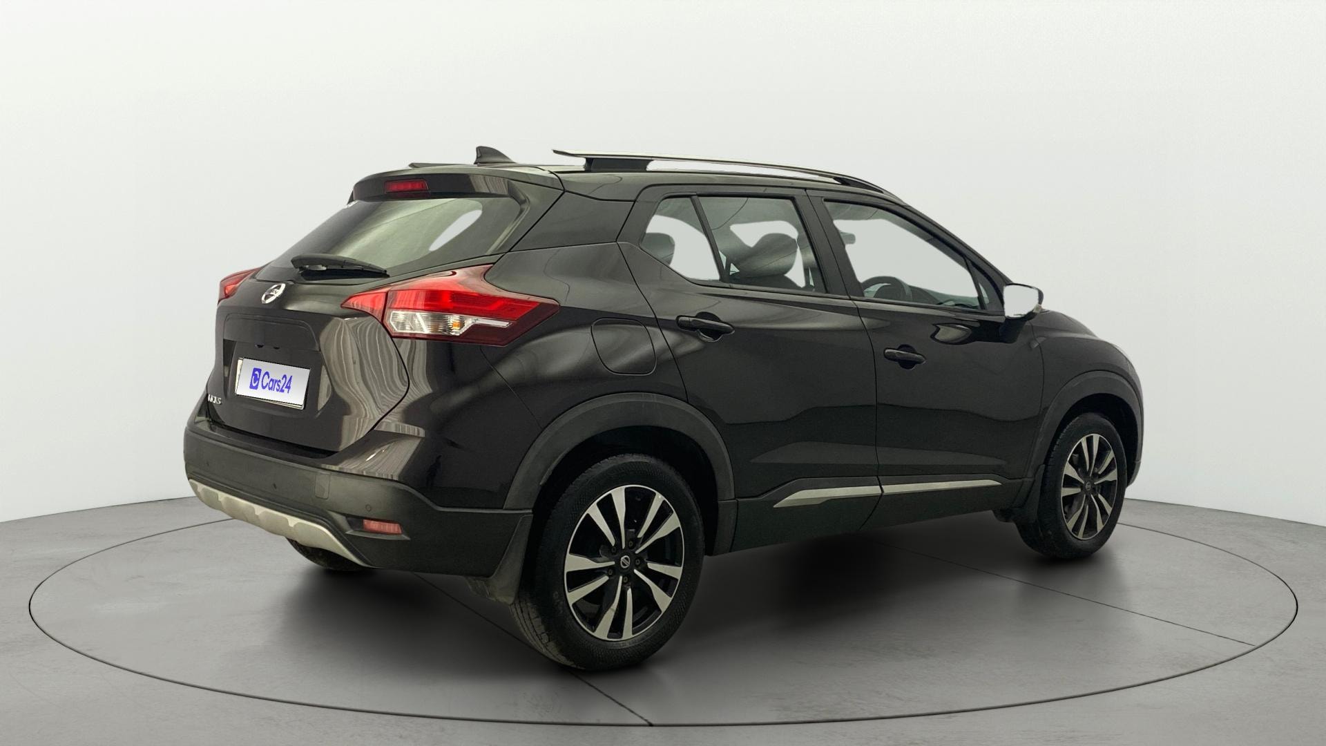 Used 2019 Nissan Kicks Used 2019 Nissan Kicks