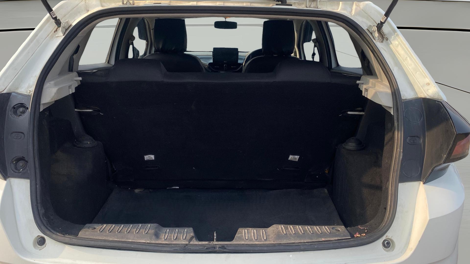 Used 2021 Tata Altroz Used 2021 Tata Altroz