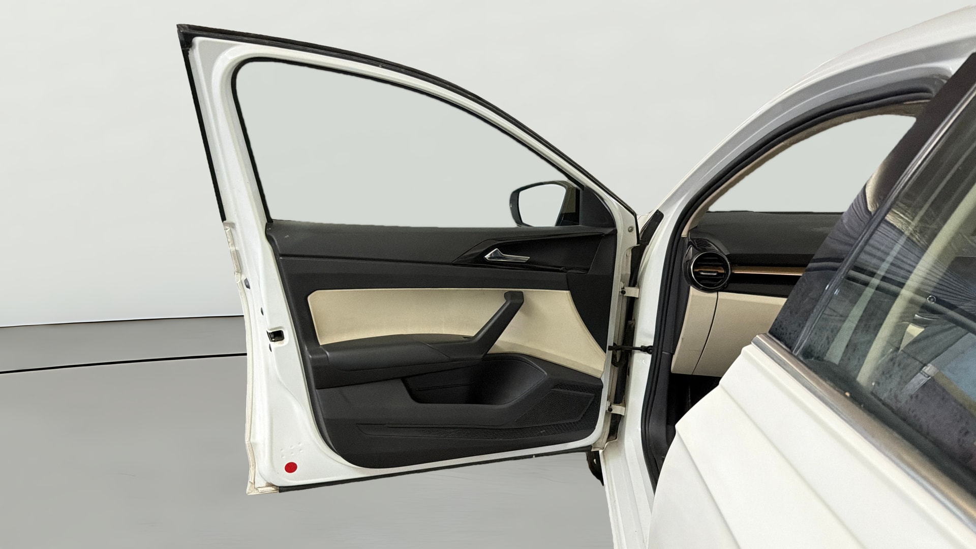 View 2022 Skoda Slavia Style 1.5 TSI DSG Image 33 Used 2022 Skoda Slavia Style 1.5 TSI DSG Image 33
