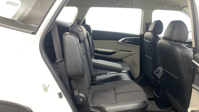 View Kia Carens Image 31 Used Kia Carens Image 31