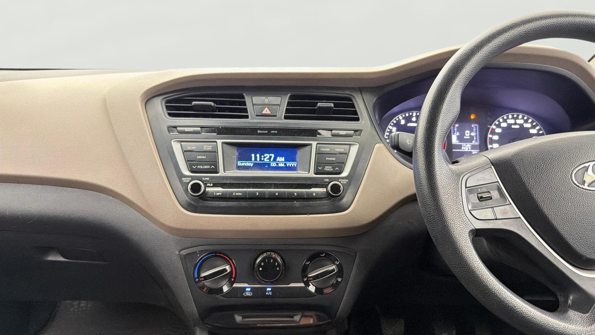 View 2017 Hyundai Elite i20 Magna 1.2 Image 17 Used 2017 Hyundai Elite i20 Magna 1.2 Image 17