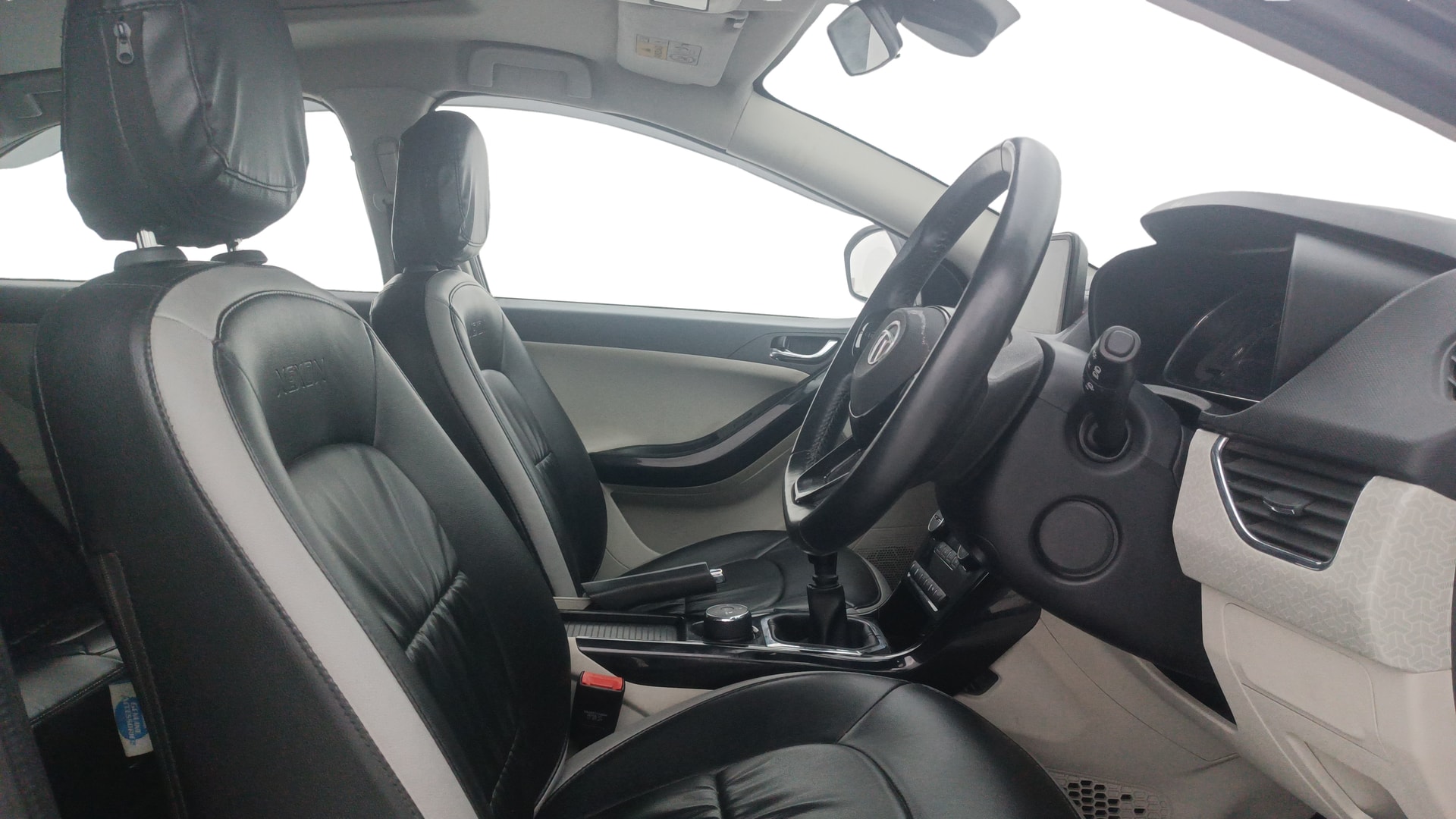 View 2021 Tata Nexon Revotron XE Image 18 Used 2021 Tata Nexon Revotron XE Image 18