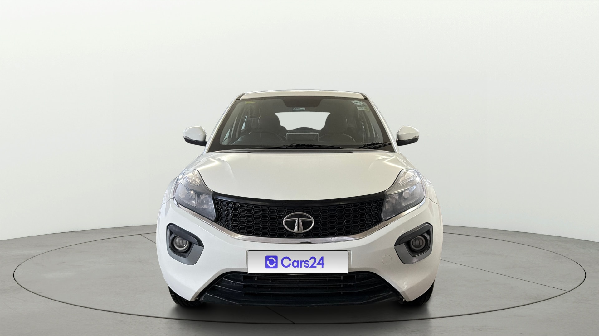 Used 2018 Tata Nexon Used 2018 Tata Nexon