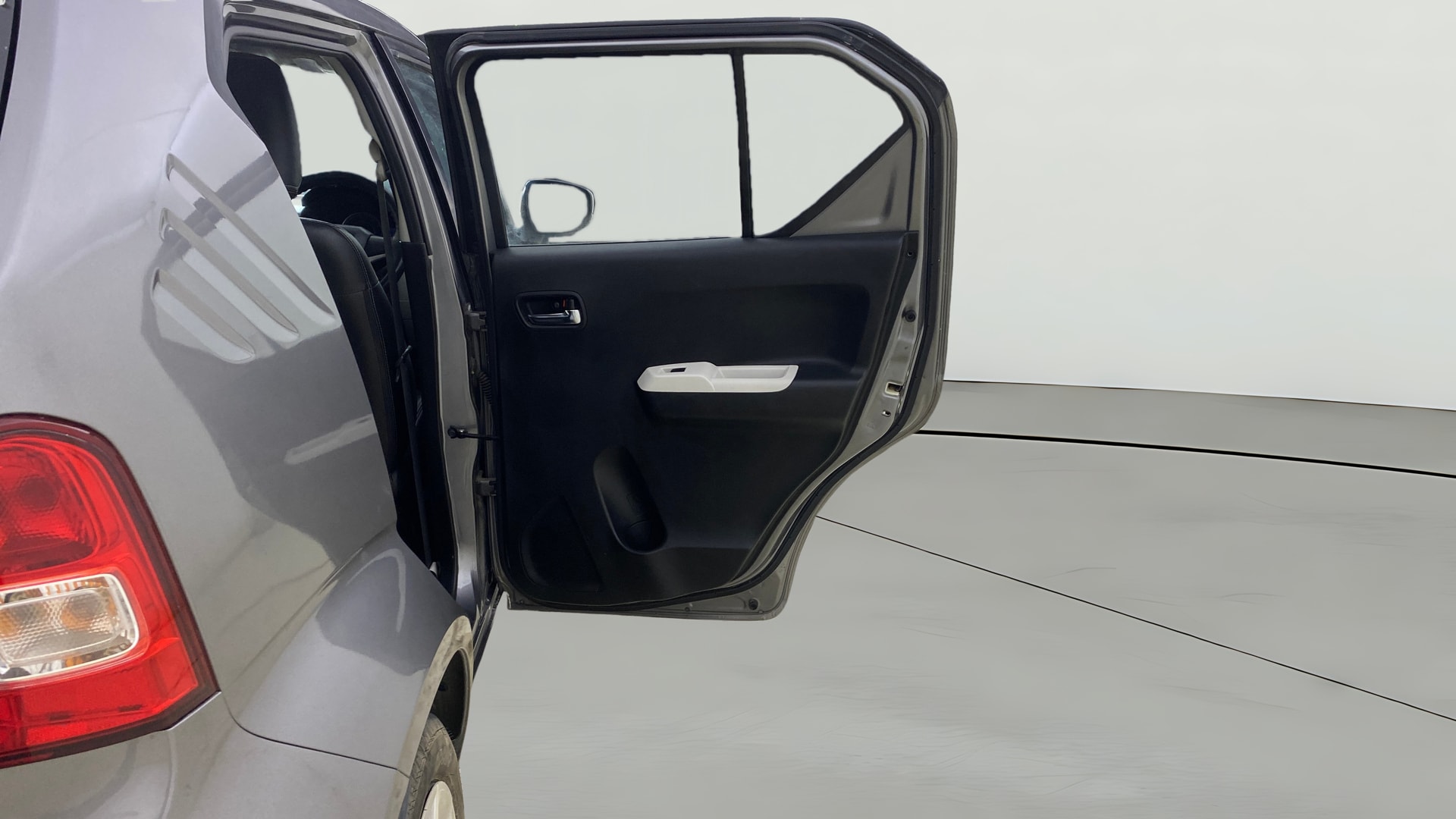 View 2018 Maruti Suzuki 1000 Base Variant Image 7 Used 2018 Maruti Suzuki 1000 Base Variant Image 7