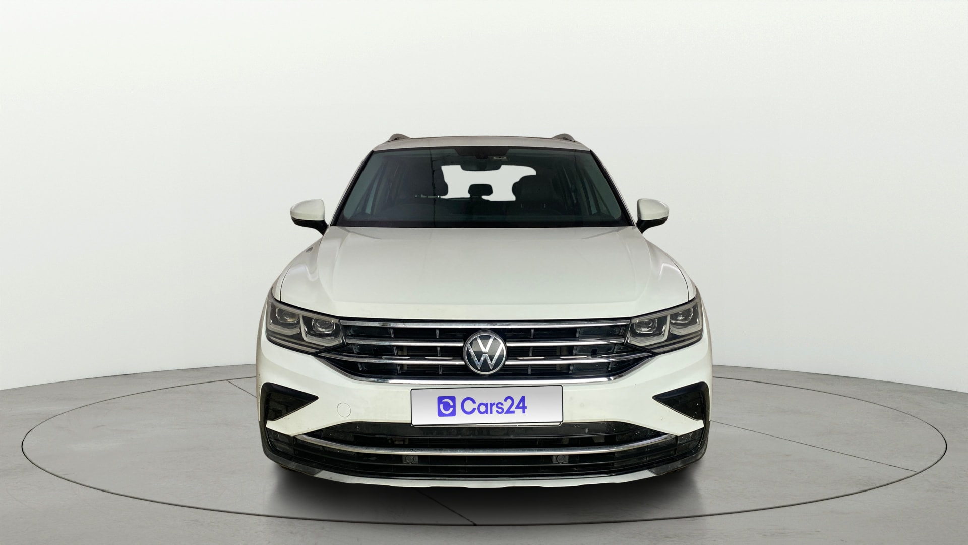 View 2022 Volkswagen Tiguan DSG 4MOTION Comfortline Image 1 Used 2022 Volkswagen Tiguan DSG 4MOTION Comfortline Image 1
