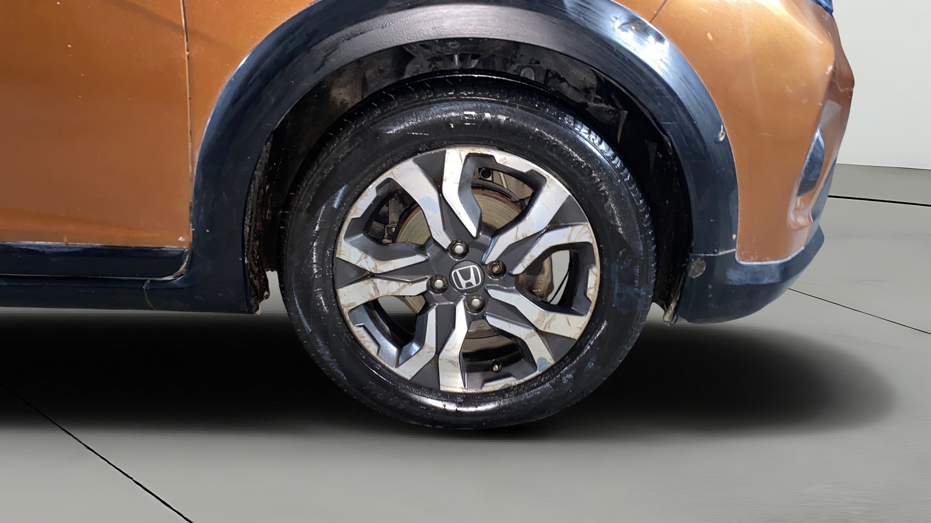 View 2017 Honda WR-V S MT Diesel Edge Edition Image 43 Used 2017 Honda WR-V S MT Diesel Edge Edition Image 43