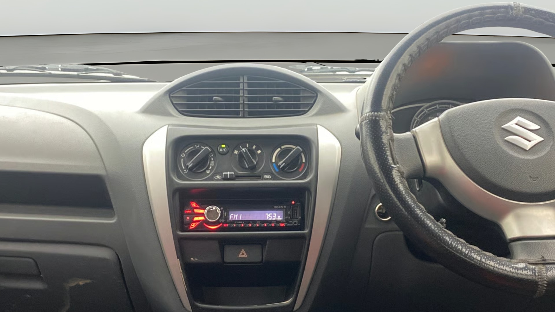 View 2013 Maruti Suzuki Alto 800 LX Image 17 Used 2013 Maruti Suzuki Alto 800 LX Image 17