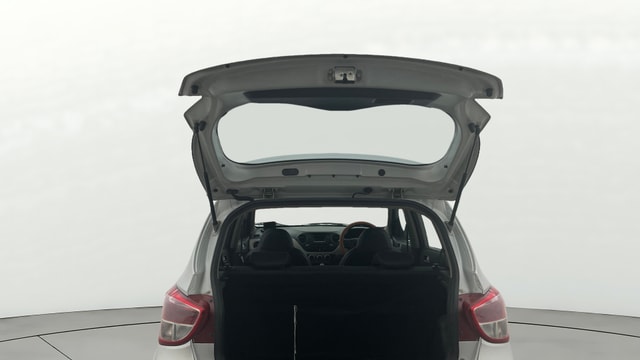 View Hyundai Grand i10 Image 17 Used Hyundai Grand i10 Image 17
