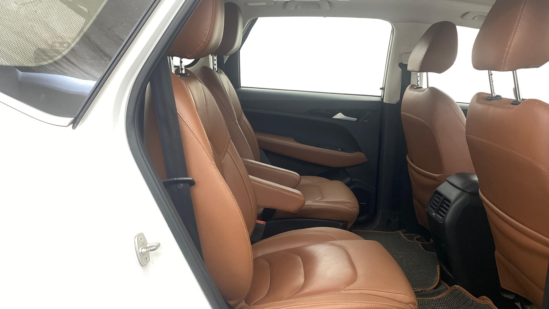 View 2020 MG Hector Plus Sharp Turbo 6 Seater Diesel Image 38 Used 2020 MG Hector Plus Sharp Turbo 6 Seater Diesel Image 38