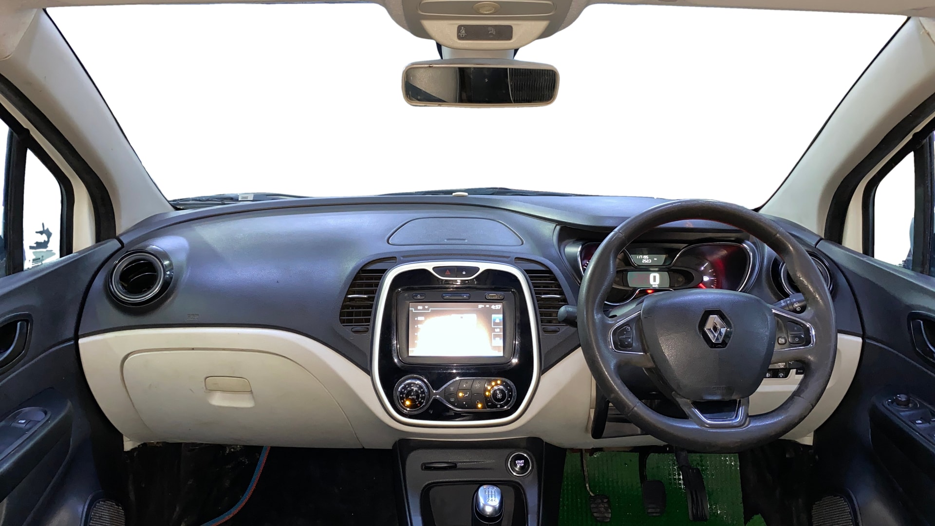 View 2019 Renault Captur RXL Diesel Image 16 Used 2019 Renault Captur RXL Diesel Image 16