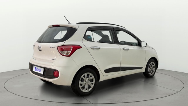 View Hyundai Grand i10 Image 42 Used Hyundai Grand i10 Image 42