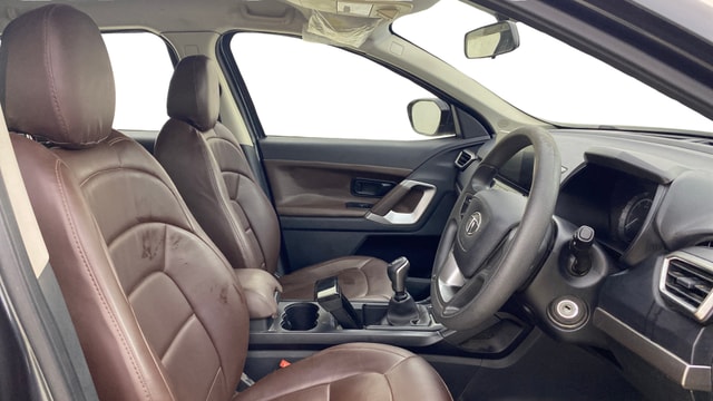 View Tata Harrier Image 25 Used Tata Harrier Image 25