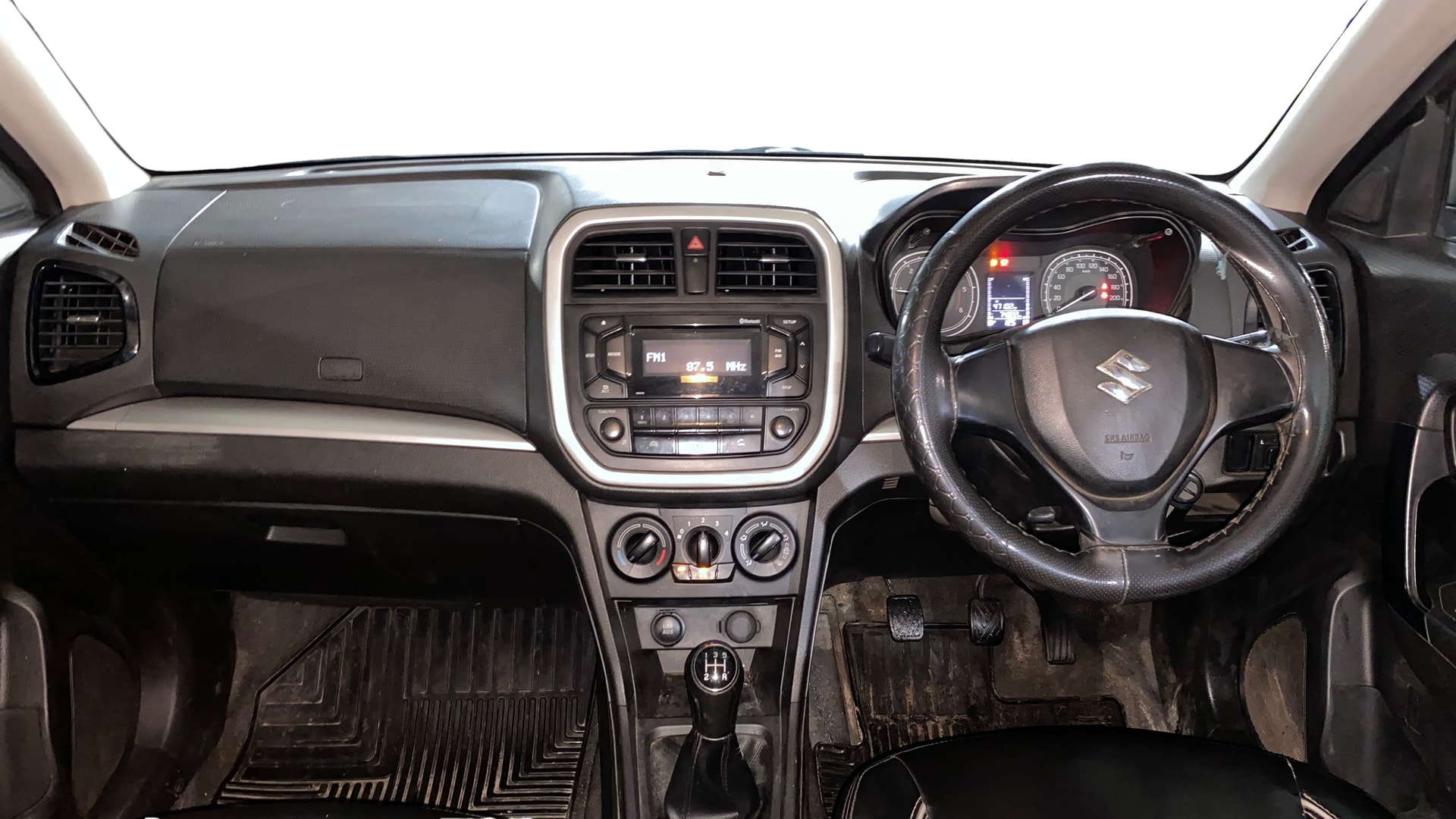 View 2019 Maruti Suzuki 1000 Base Variant Image 15 Used 2019 Maruti Suzuki 1000 Base Variant Image 15