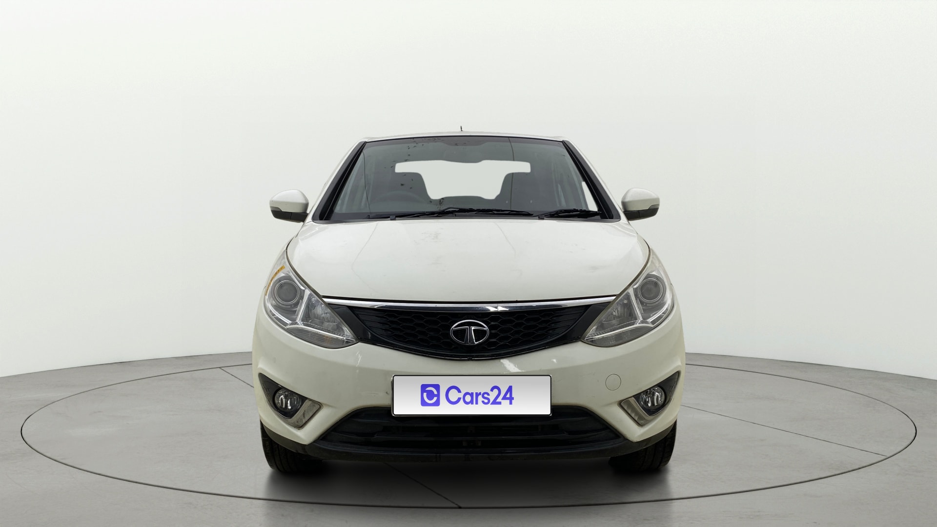 View 2016 Tata Zest Premio Image 1 Used 2016 Tata Zest Premio Image 1