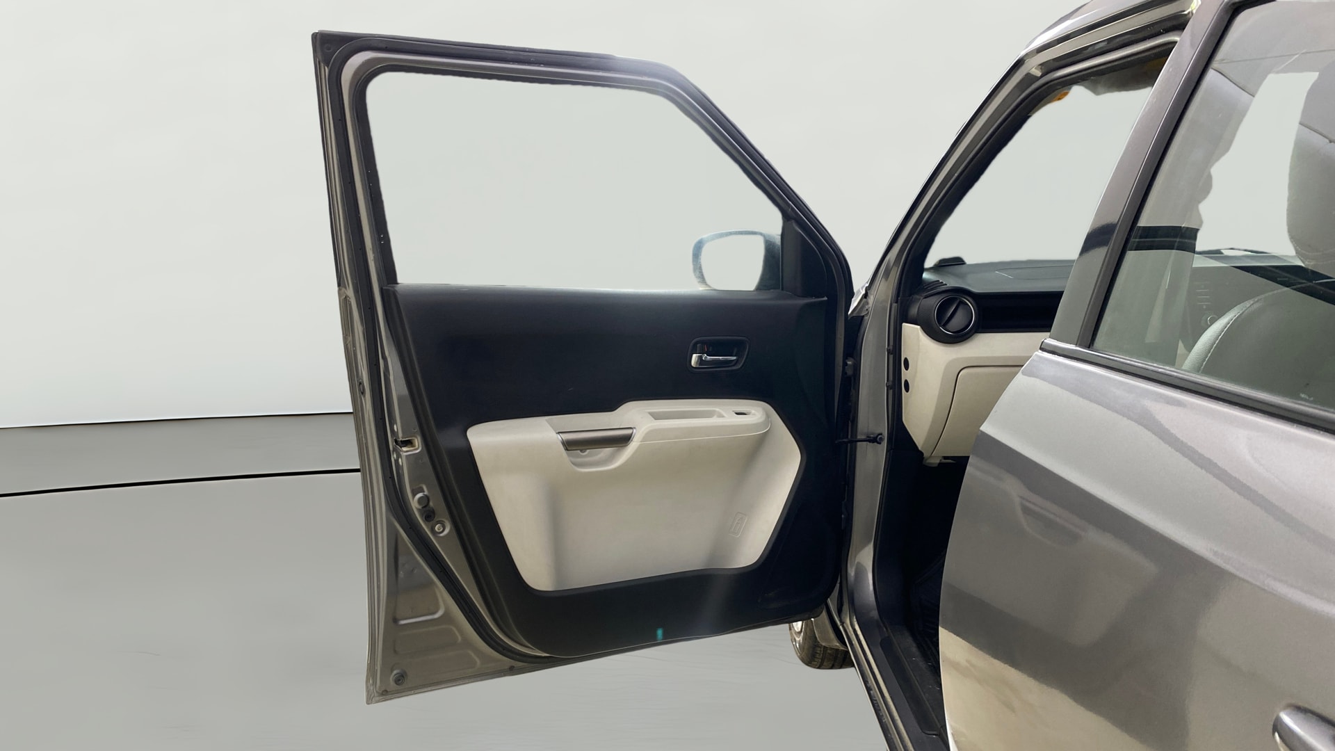 View 2018 Maruti Suzuki 1000 Base Variant Image 30 Used 2018 Maruti Suzuki 1000 Base Variant Image 30