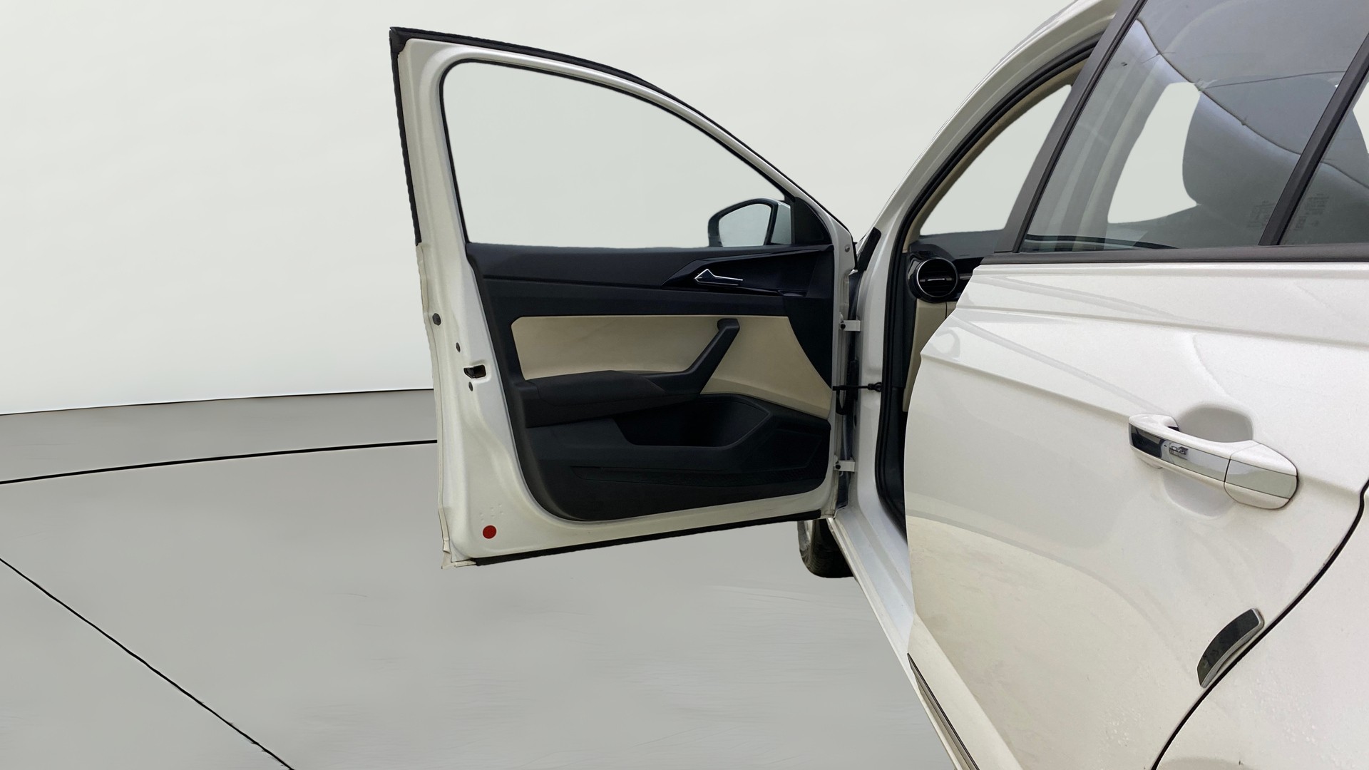 View 2023 Skoda Slavia Ambition 1.0 TSI MT Image 32 Used 2023 Skoda Slavia Ambition 1.0 TSI MT Image 32