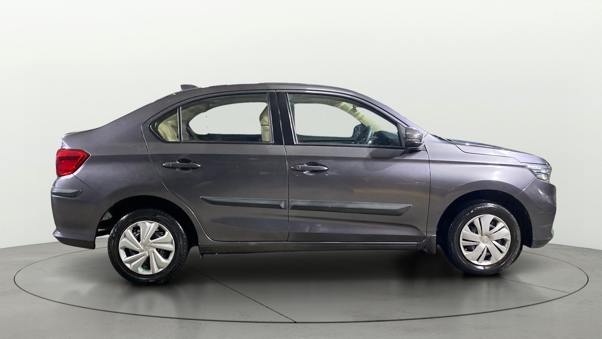 View 2018 Honda Amaze E MT Petrol BS IV Image 8 Used 2018 Honda Amaze E MT Petrol BS IV Image 8