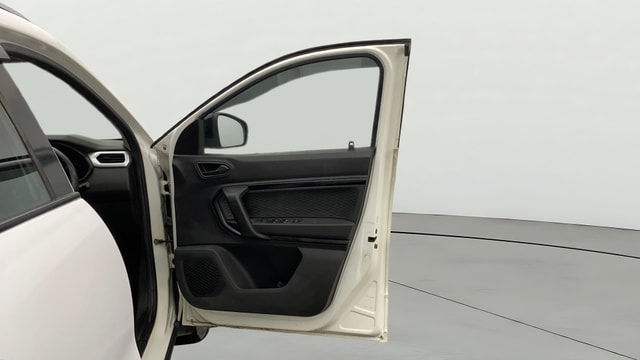 View Renault Kiger Image 43 Used Renault Kiger Image 43