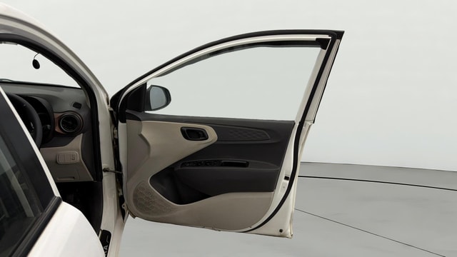 View Hyundai Aura Image 44 Used Hyundai Aura Image 44