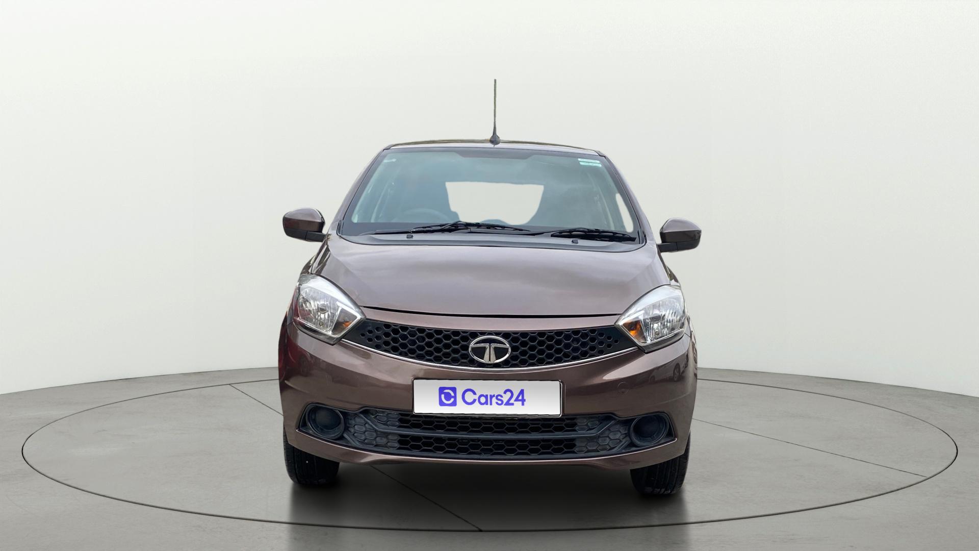 2019 टाटा टियागो Revotorq XB 2019 टाटा टियागो Revotorq XB