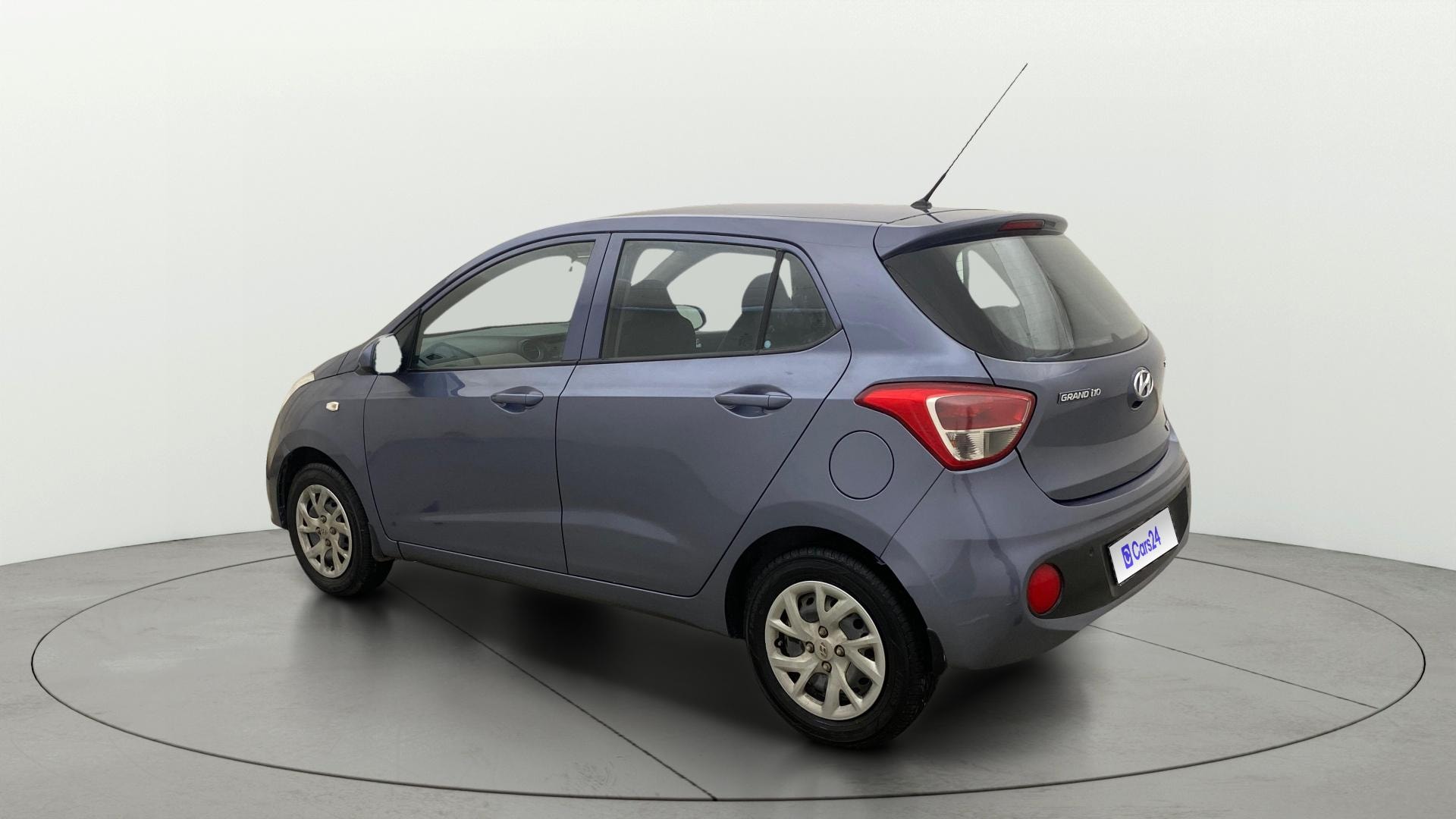View 2017 Hyundai Grand i10 Sportz 1.2 Kappa Image 2 Used 2017 Hyundai Grand i10 Sportz 1.2 Kappa Image 2